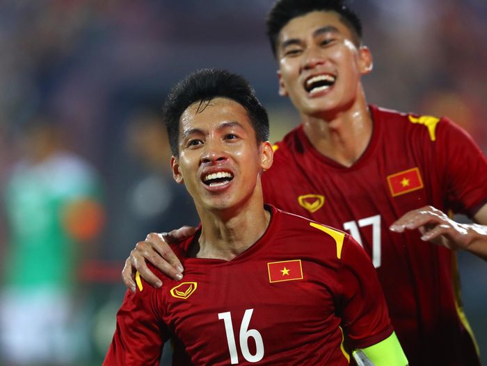  Đội trưởng của U23 Việt Nam cũng là tác giả của bàn thắng nâng tỷ số lên 2-0 qua đó dập tắt hy vọng kiếm điểm của U23 Indonesia. 