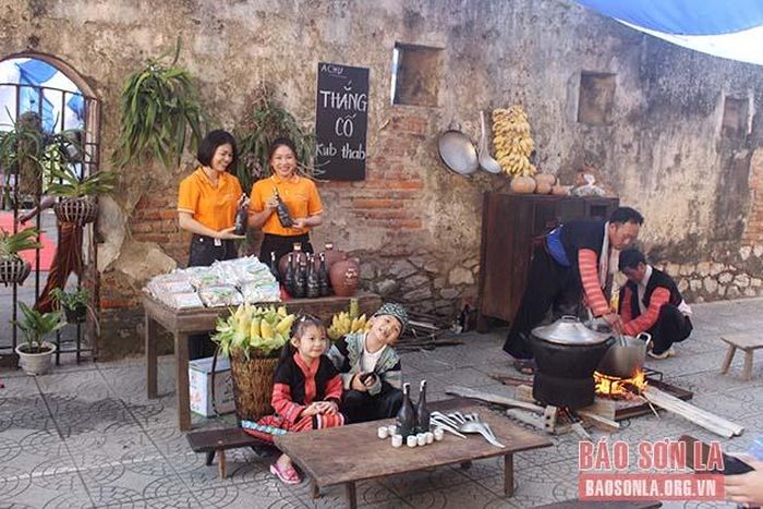 Ẩm thực thắng cố của đồng bào dân tộc Mông.