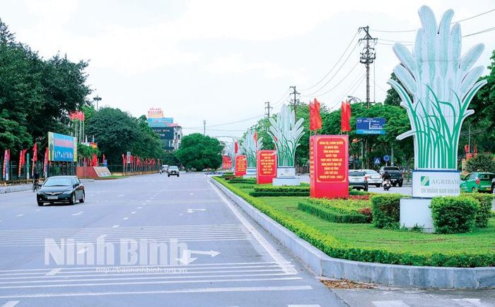 Diện mạo thành phố Ninh Bình ngày càng khang trang, hiện đại. Ảnh: Trường Giang