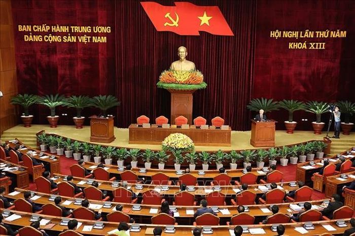 Tổng Bí thư Nguyễn Phú Trọng phát biểu bế mạc Hội nghị Trung ương 5 Khóa XIII, ngày 10/5/2022. Ảnh: TTXVN