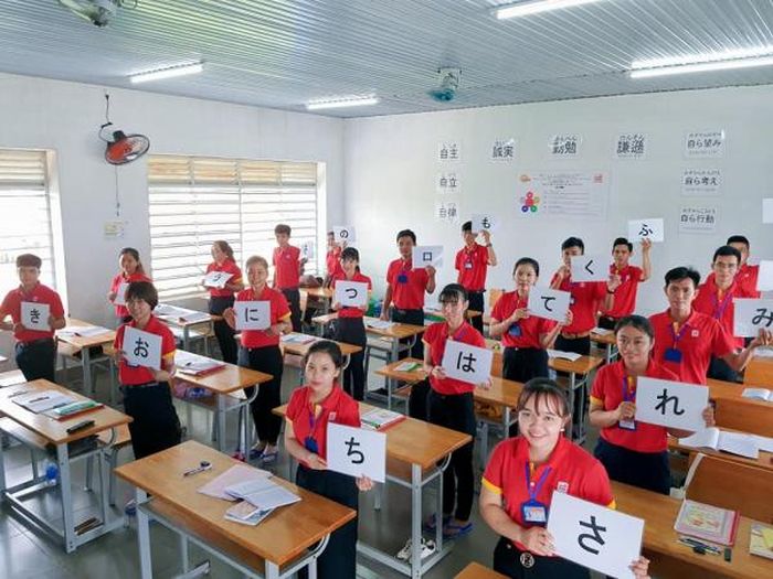 Lớp học Nhật ngữ năng động, vui vẻ của thực tập sinh nhà MIF.