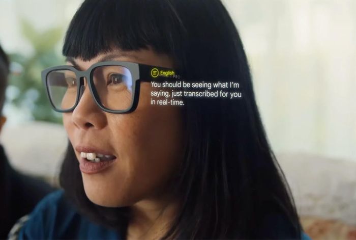  Kính AR của Google với khả năng dịch thuật trực tiếp. Ảnh: Google. 