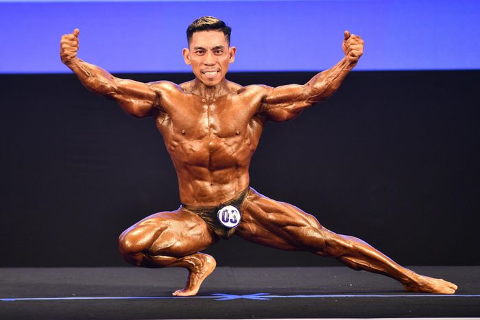  Đội tuyển thể hình Việt Nam tham dự SEA Games 31 lần này có sự góp mặt của lực sĩ Phạm Văn Mách. Anh trở lại đấu trường SEA Games sau 15 năm vắng bóng kể từ khi anh đoạt HCV năm 2007 tại Nakhon Ratchasima, Thái Lan. 