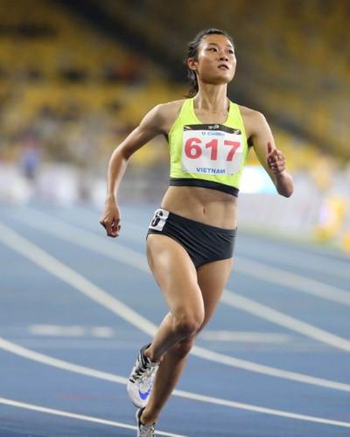 Nữ hoàng tốc độ Lê Tú Chinh lỡ SEA Games 31.