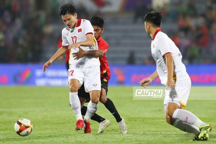 U23 Việt Nam bế tắc trong hiệp 1. Ảnh: L.H