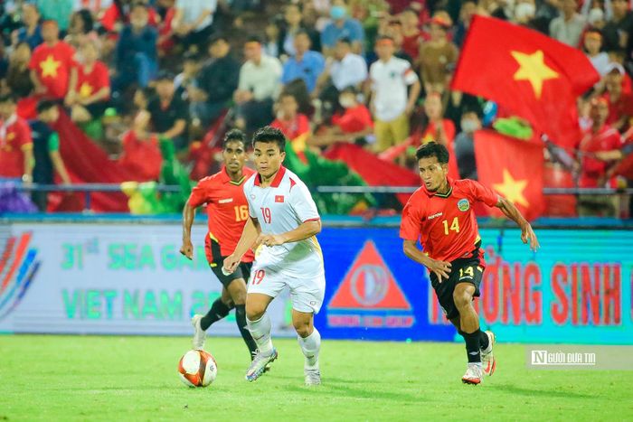 Kết thúc hiệp 1 với tỉ số 0-0 khiến U23 Việt Nam tiếp tục dồn dập ngay đầu hiệp 2 bắt đầu.