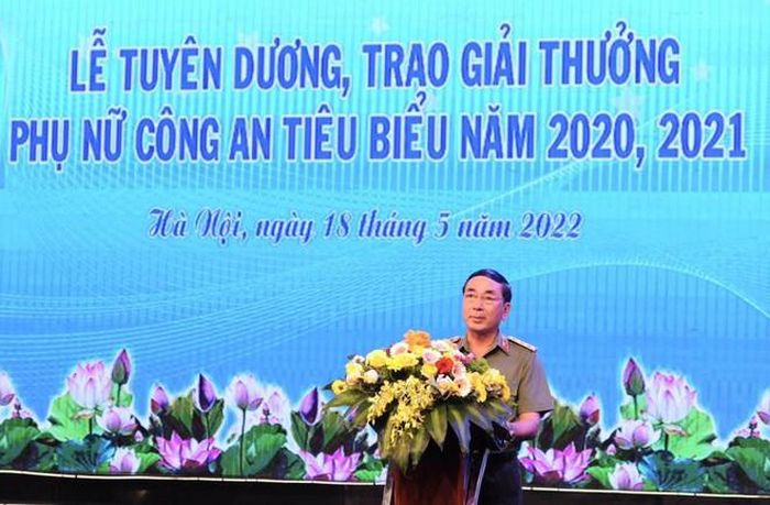 Thượng tướng Trần Quốc Tỏ phát biểu tại buổi lễ