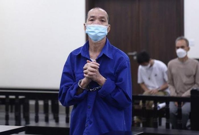 Bị cáo Hoa tại phiên tòa.