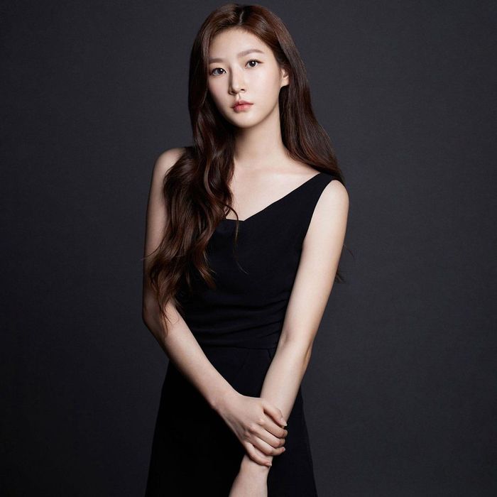 Gây tai nạn xe hơi khiến sự nghiệp Kim Sae Ron lao đao