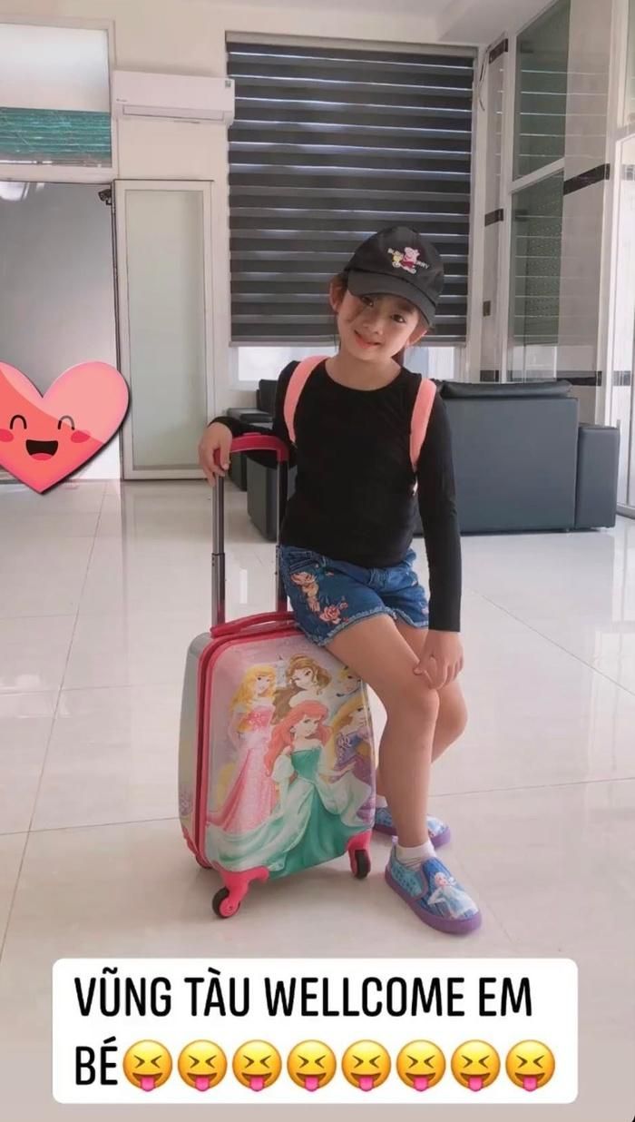 Chuyến đi Vũng Tàu đầy thích thú của nhóc tỳ Lavie.