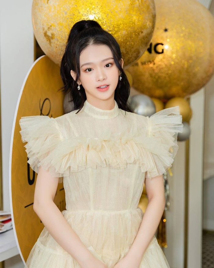  Hot girl sinh năm 2002 cũng từng thừa nhận ăn mặc kiểu đó sẽ có người thích và người không hài lòng.