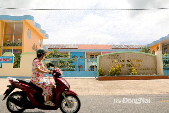 Để đáp ứng đời sống, học tập của con em người dân trên đảo, hệ thống trường học các cấp được xây dựng khang trang
