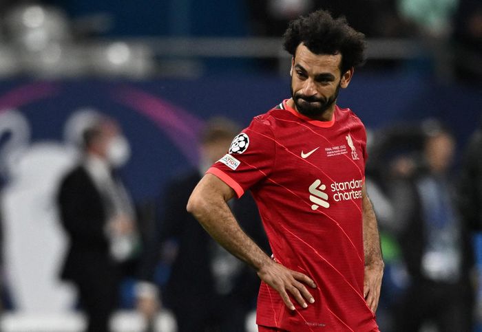  Sau vòng bán kết, Mohamed Salah tuyên bố sẽ trả món nợ đã vay Real Madrid ở chung kết cách đây 4 năm. Tuy nhiên, tiền đạo người Ai Cập không thể hoàn thành nguyện vọng. Cựu cầu thủ Chelsea có khá nhiều cơ hội nhưng đều không thể thắng phản xạ của Courtois. 