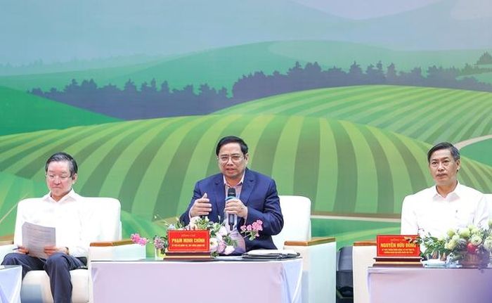 Đây là lần thứ 4, Hội nghị Thủ tướng Chính phủ đối thoại với nông dân Việt Nam được tổ chức và là Hội nghị đầu tiên trong nhiệm kỳ Chính phủ mới. Ảnh: VGP/Nhật Bắc