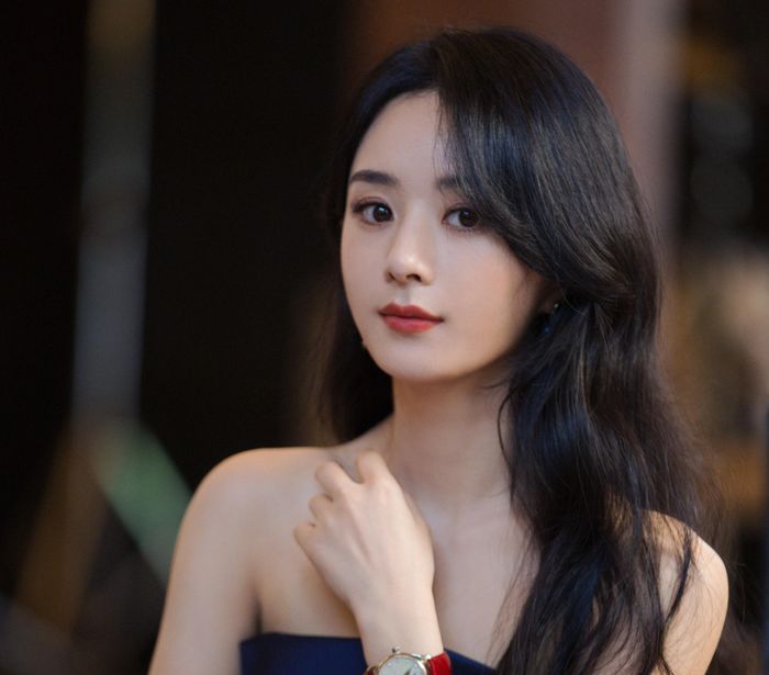 Triệu Lệ Dĩnh tiếp tục đóng cổ trang ngôn tình ở tuổi 35.