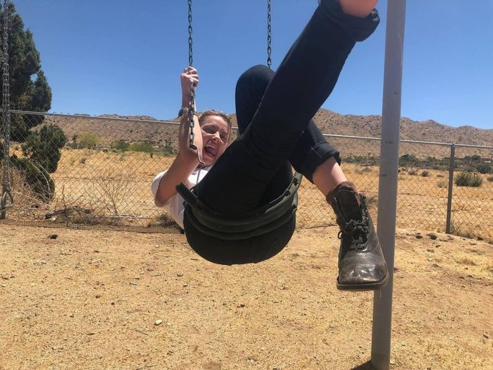 Amber Heard tận hưởng niềm vui ở Thung lũng Yucca. Ảnh: Amber Heard.