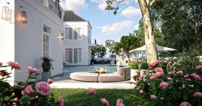 Tầng 2 có 3 phòng ngủ, 1 phòng xem phim, đặc biệt là không gian uống trà và BBQ ngoài trời.