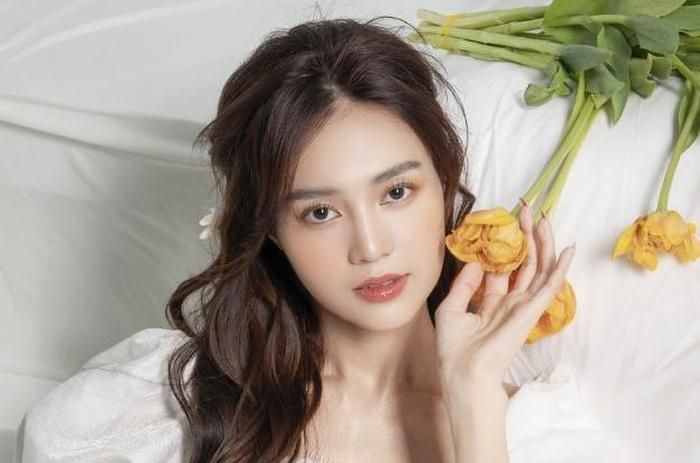  Tuy giọng hát không được đề cao những sự giải trí chính là nhân tố giúp Ninh Dương Lan Ngọc được nhiều khán giả yêu mến.