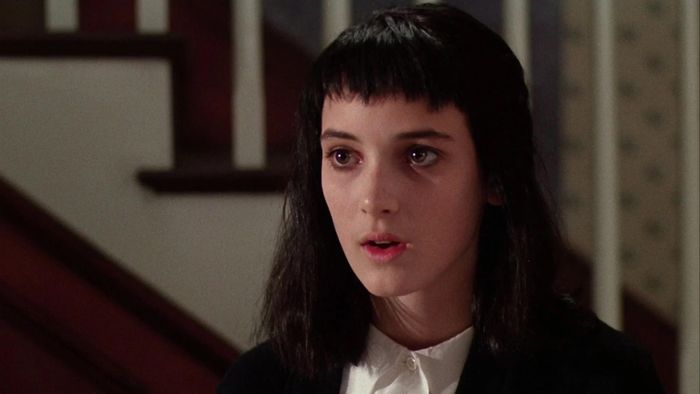  Winona Ryder trong Beetlejuice (1988). Ảnh: Winonaryderxx. 