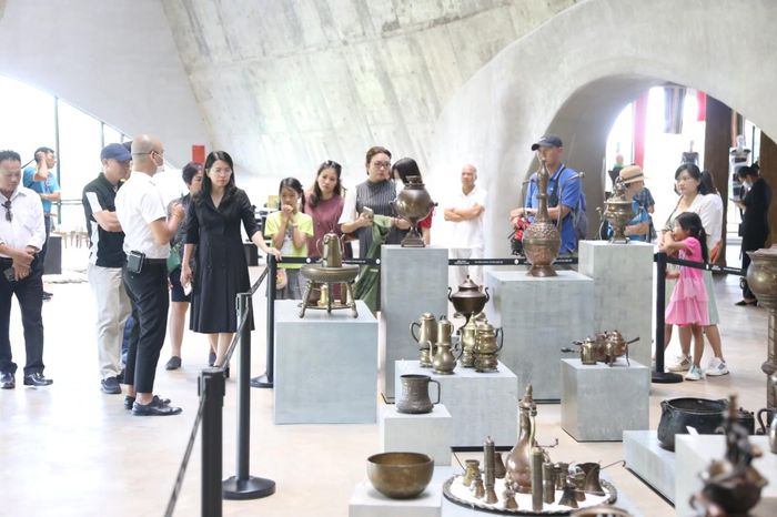 Đoàn công tác thăm Bảo tàng Cà phê Thế Giới