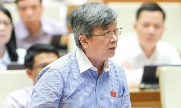 Đại biểu Trương Trọng Nghĩa (TPHCM) chất vấn Bộ trưởng Nguyễn Văn Thể