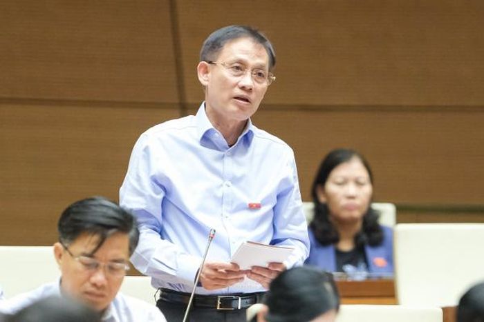 Đại biểu Lê Hoài Trung (đoàn Thừa Thiên - Huế)