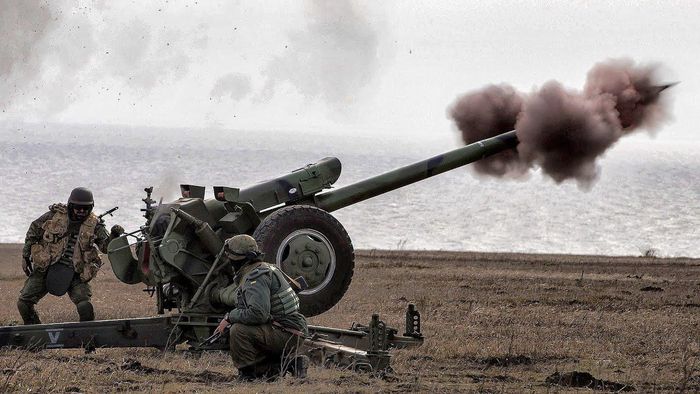 Ông Vadym Skibitsky - Phó cục trưởng Cục Tình báo Quân đội Ukraine cho biết: “Đây là một cuộc chiến tranh pháo binh và chúng tôi đang thua kém về nhiều mặt, nhất là khi viện trợ từ phương Tây không thể đáp ứng kịp nhu cầu".