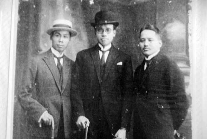 Bộ ba Vĩnh (phải) - Quỳnh - Tốn dự Đấu xảo Marseille 1922