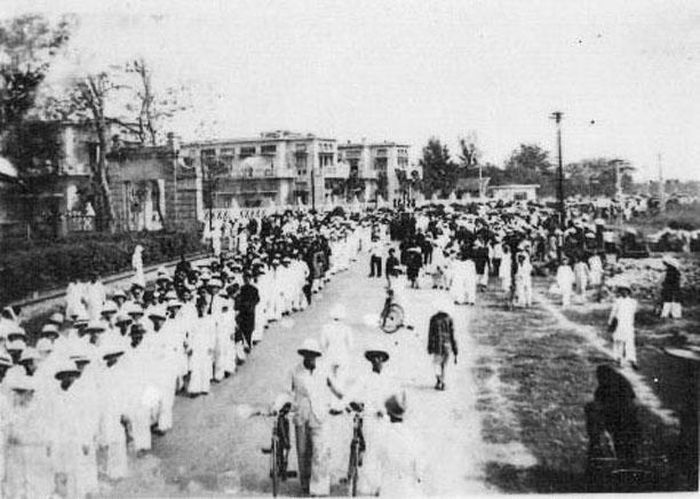 Đám tang cụ Vĩnh