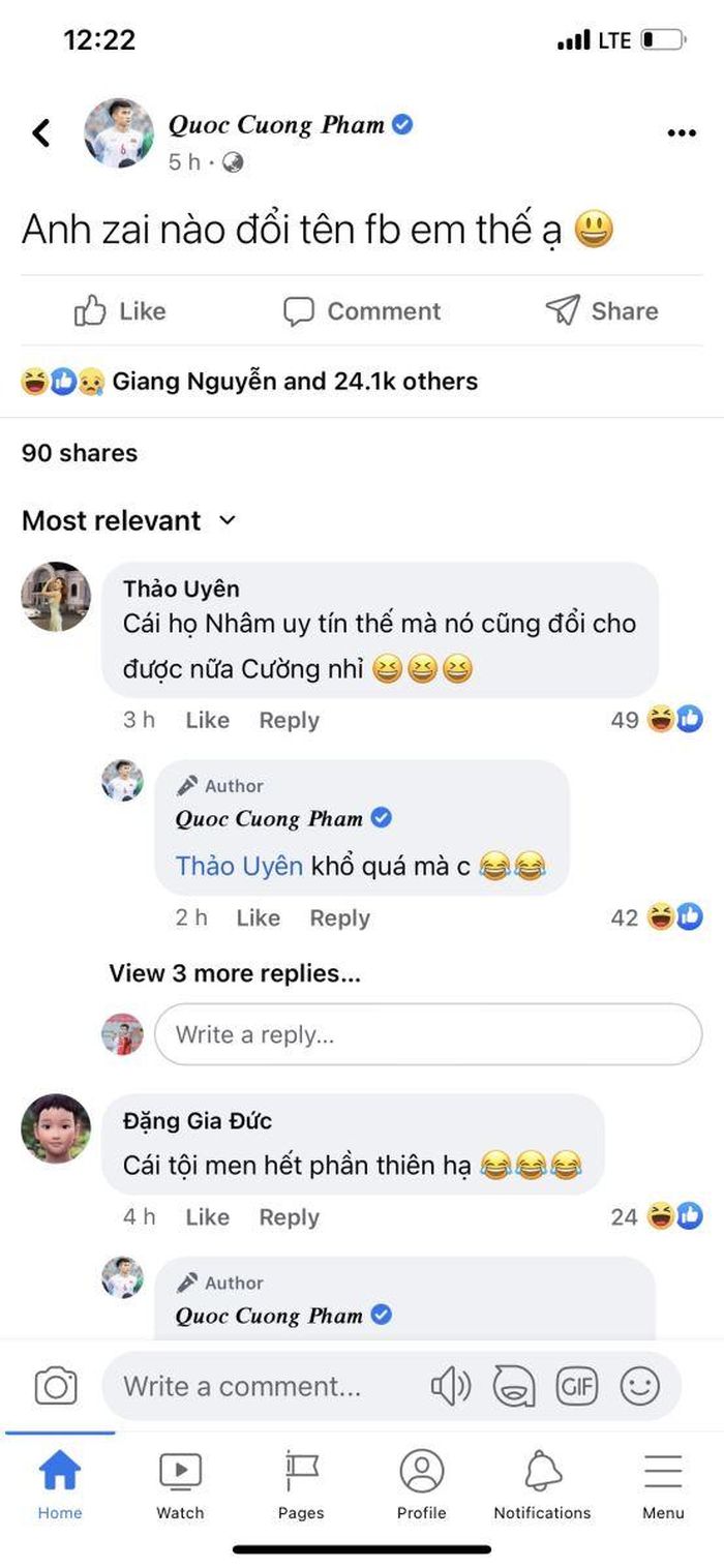  Tương tự như thế là Facebook của Nhâm Mạnh Dũng