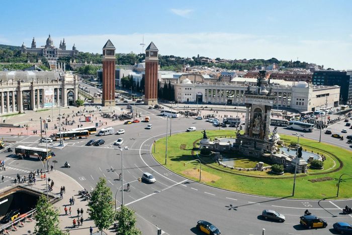  Ảnh chụp ở quảng trường Fira de Barcelona (Tây Ban Nha). Ảnh: Thi Đoàn. 