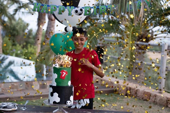 Cristiano Jr tròn 12 tuổi hôm 17/6. Chàng trai đầu lòng nhà C. Ronaldo sinh ra ở Mỹ.