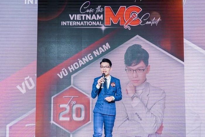 Hoàng Nam là Quý quân của Cuộc thi Vietnam International MC Contest năm 2022.