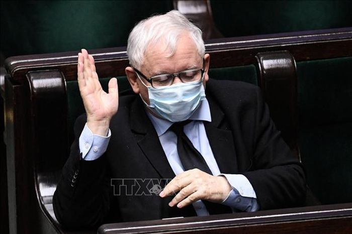 Lãnh đạo đảng Pháp luật và Công lý (PiS) cầm quyền của Ba Lan Jaroslaw Kaczynski trong cuộc họp tại Hạ viện ở Warsaw, ngày 12/5/2020. Ảnh tư liệu: PAP/TTXVN