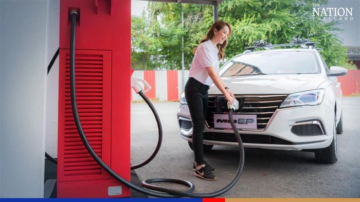 Thái Lan sẽ dùng một phần lợi nhuận của các nhà máy lọc dầu để trợ giá xăng dầu