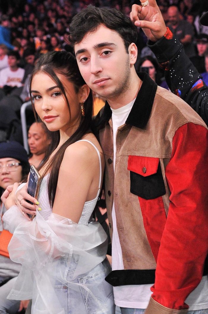  Olivia Rodrigo và bạn trai tin đồn Zack Bia.