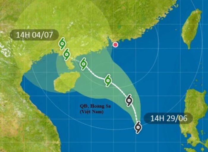 Cơ quan khí tượng Nhật Bản và Hong Kong đưa ra kịch bản tương đối giống nhau cho hướng đi và vùng ảnh hưởng của cơn bão sắp hình thành. Ảnh: JMA và HKO. 