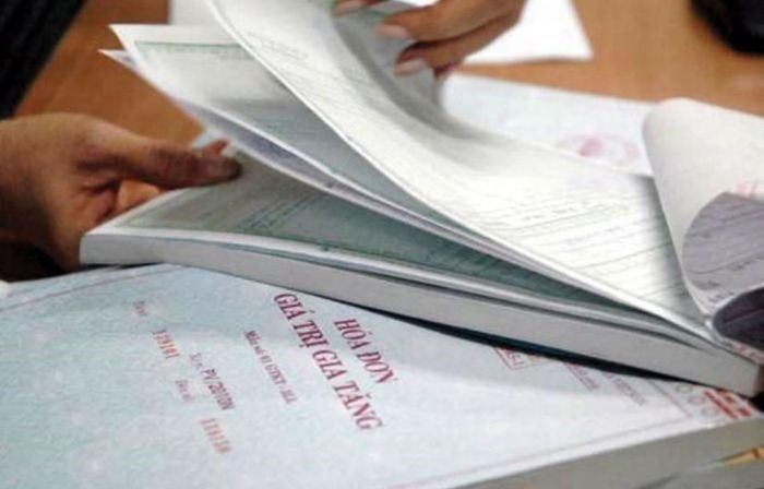 Rà soát và thông báo đến các tổ chức cung cấp dịch vụ hóa đơn điện tử trên địa bàn về việc triển khai hóa đơn điện tử.