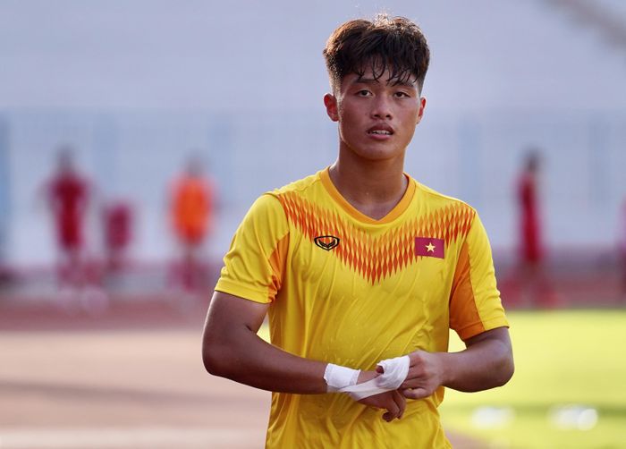  BLV Quang Huy cho rằng đẩy ồ ạt cầu thủ U23 lên đá V.League chưa chắc tốt. Ảnh: Ngọc Lê. 