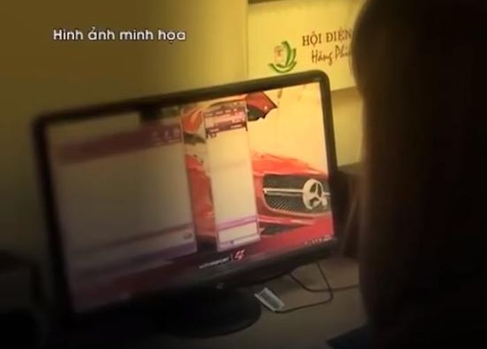 Qua mạng internet H. đã quen với Vương Văn An (SN 1995, trú tại huyện Chí Linh, Hải Dương) với mục đích là lừa bán H. sang Trung Quốc, An đã dùng những lời lẽ ngon ngọt để dụ chị H. đến thị xã Sao Đỏ, Chí Linh, Hải Dương chơi. Sau đó, với lý do cùng đi gặp bà chị để đòi tiền hắn đã đưa chị H. lên Lạng Sơn và đưa qua biên giới.