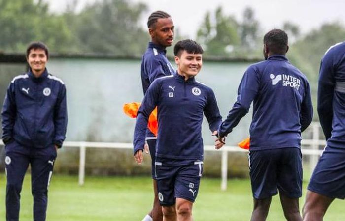 Quang Hải đang tích cực hòa nhập tại Pau FC