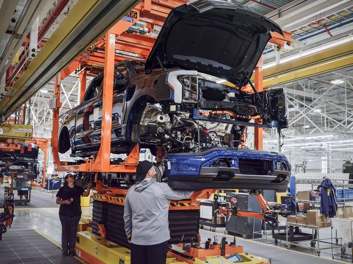  Không chỉ riêng Ford, các hãng sản xuất ôtô tại Mỹ cũng đang phải chứng kiến cuộc khủng hoảng dây chuyền sản xuất do thiếu linh kiện. Ảnh: Ford. 
