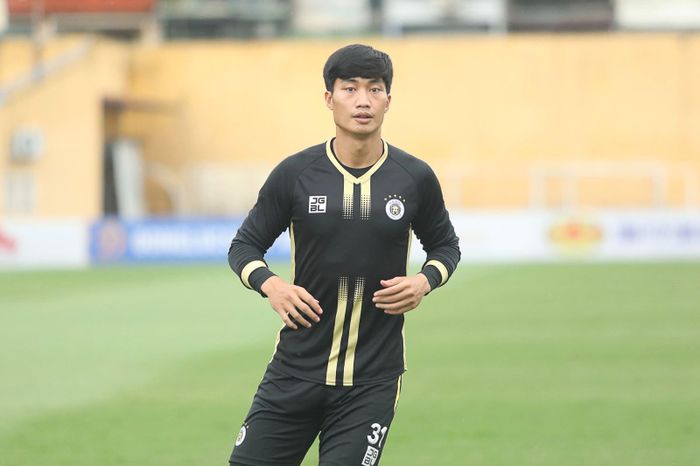 Thủ môn Nguyễn Bá Minh Hiếu.