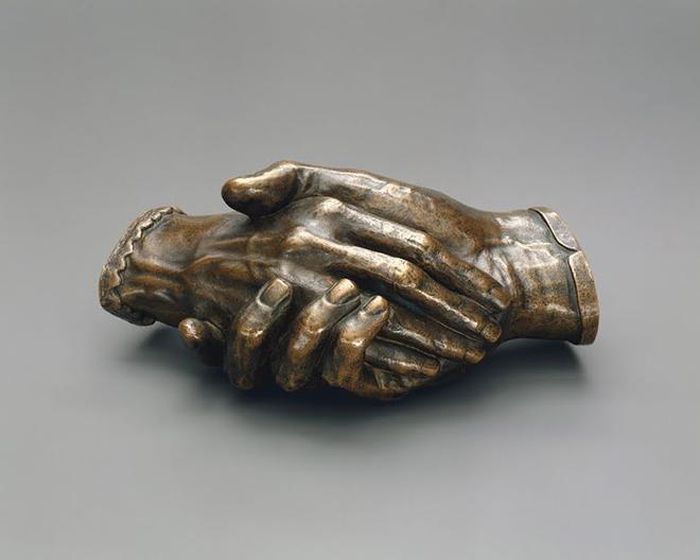 “Clasped Hands” của Robert và Elizabeth Barrett Browning | Bảo tàng nghệ thuật Metropolitan