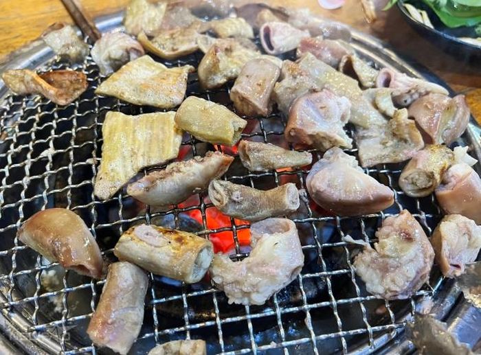 Lòng bò tơ nướng.
