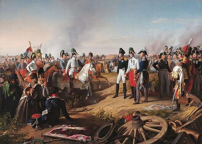 Hoàng đế Napoleon cho rằng người vợ Josephine luôn mang đến may mắn cho ông. Chính vì vậy, nhà cầm quân vĩ đại này thường mang theo một bức chân dung nhỏ vẽ hình vợ mỗi khi đi chinh chiến.