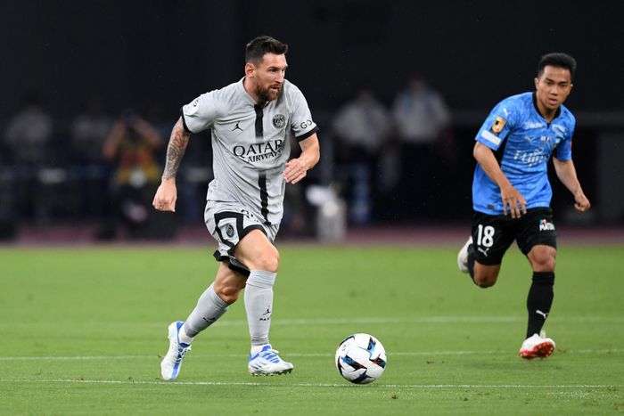  Chanathip chơi cố gắng trước dàn sao của nhà ĐKVĐ Ligue 1. 
