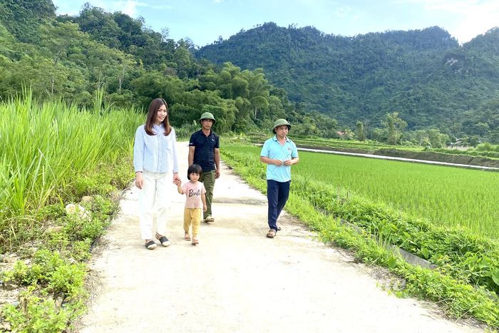Đường nội đồng thôn Làng Khây 1 bê tông sạch, đẹp.
