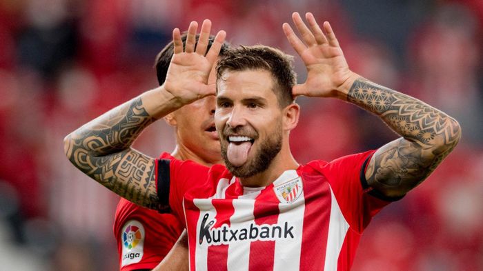Inigo Martinez là mục tiêu mới của Barca