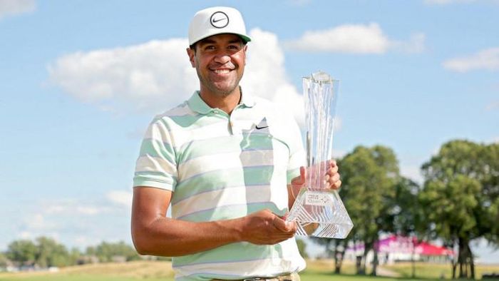 Tony Finau xuất sắc giành chức vô địch 3M Open. Ảnh: Getty Images